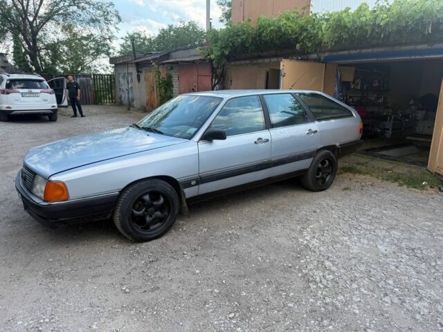 Серый Ауди 100, объемом двигателя 1.8 л и пробегом 3 тыс. км за 517 $, фото 1 на Automoto.ua