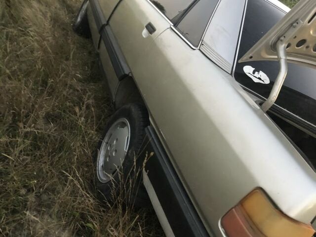 Серый Ауди 100, объемом двигателя 2 л и пробегом 320 тыс. км за 474 $, фото 1 на Automoto.ua