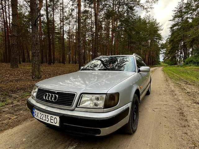 Серый Ауди 100, объемом двигателя 2.3 л и пробегом 305 тыс. км за 2100 $, фото 1 на Automoto.ua