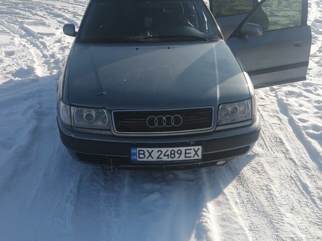 Серый Ауди 100, объемом двигателя 2 л и пробегом 535 тыс. км за 3300 $, фото 1 на Automoto.ua