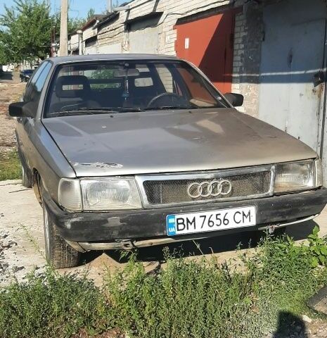 Серый Ауди 100, объемом двигателя 1.8 л и пробегом 200 тыс. км за 1200 $, фото 1 на Automoto.ua