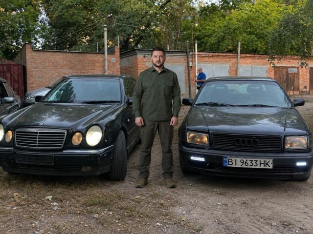 Синій Ауді 100, об'ємом двигуна 2.8 л та пробігом 333 тис. км за 1677 $, фото 1 на Automoto.ua