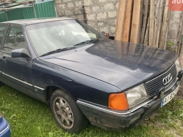 Синий Ауди 100, объемом двигателя 2.2 л и пробегом 350 тыс. км за 800 $, фото 1 на Automoto.ua