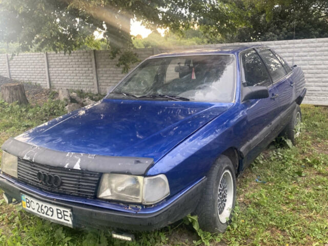 Синий Ауди 100, объемом двигателя 1.9 л и пробегом 100 тыс. км за 650 $, фото 1 на Automoto.ua