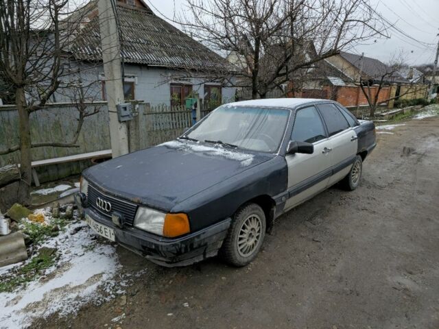 Синий Ауди 100, объемом двигателя 1.8 л и пробегом 360 тыс. км за 750 $, фото 1 на Automoto.ua