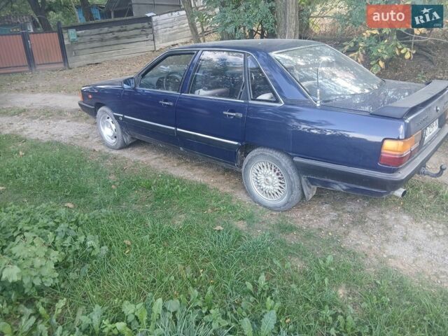 Синий Ауди 100, объемом двигателя 1.99 л и пробегом 182 тыс. км за 1300 $, фото 1 на Automoto.ua