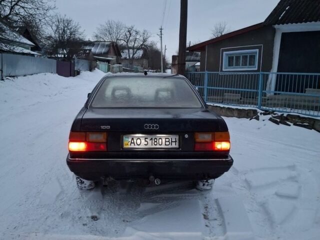 Синий Ауди 100, объемом двигателя 1.8 л и пробегом 340 тыс. км за 1100 $, фото 1 на Automoto.ua