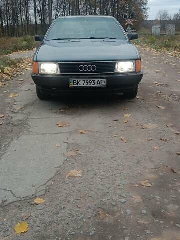 Синій Ауді 100, об'ємом двигуна 2 л та пробігом 313 тис. км за 1700 $, фото 1 на Automoto.ua