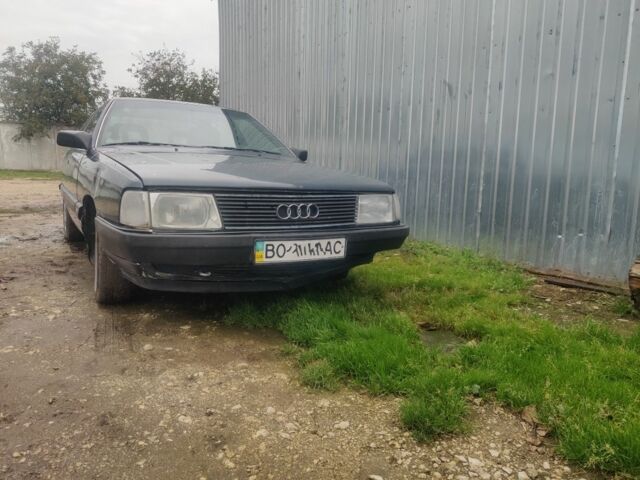 Синий Ауди 100, объемом двигателя 2 л и пробегом 401 тыс. км за 926 $, фото 1 на Automoto.ua