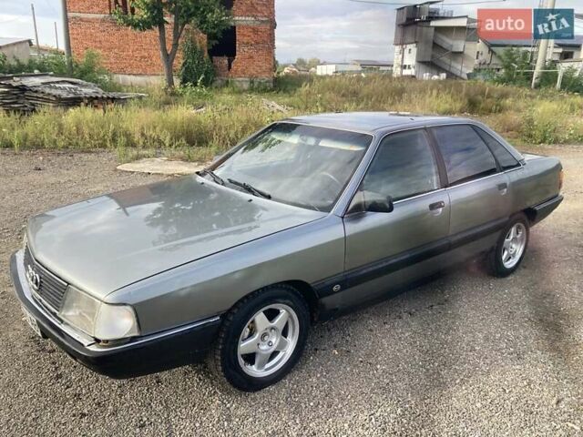 Синий Ауди 100, объемом двигателя 2.3 л и пробегом 412 тыс. км за 1250 $, фото 1 на Automoto.ua