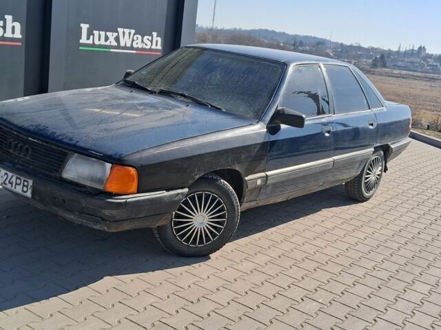 Синий Ауди 100, объемом двигателя 1.8 л и пробегом 300 тыс. км за 599 $, фото 1 на Automoto.ua