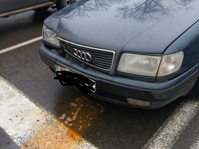 Синий Ауди 100, объемом двигателя 2.3 л и пробегом 450 тыс. км за 1850 $, фото 1 на Automoto.ua