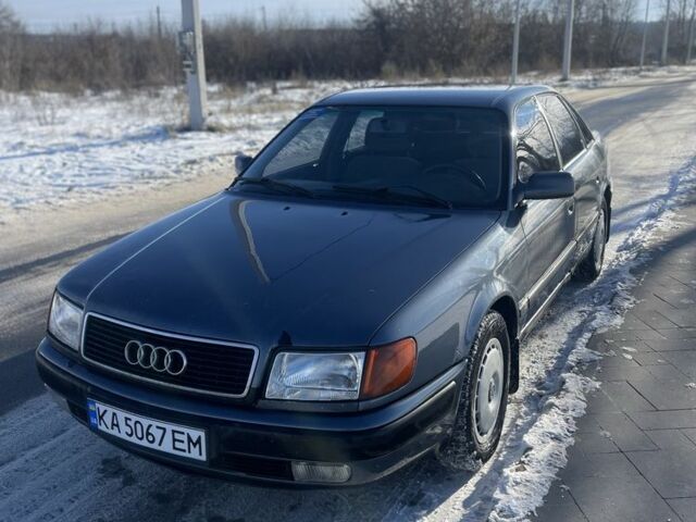 Синий Ауди 100, объемом двигателя 2.8 л и пробегом 500 тыс. км за 2800 $, фото 1 на Automoto.ua