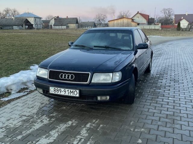Синий Ауди 100, объемом двигателя 2 л и пробегом 200 тыс. км за 250 $, фото 1 на Automoto.ua