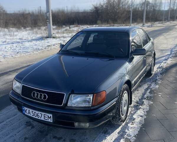 Синий Ауди 100, объемом двигателя 2.8 л и пробегом 500 тыс. км за 2800 $, фото 1 на Automoto.ua
