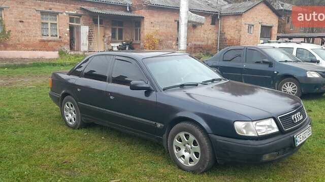 Синий Ауди 100, объемом двигателя 1.98 л и пробегом 400 тыс. км за 3200 $, фото 1 на Automoto.ua