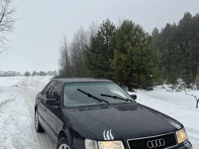 Синий Ауди 100, объемом двигателя 2.3 л и пробегом 450 тыс. км за 2199 $, фото 1 на Automoto.ua