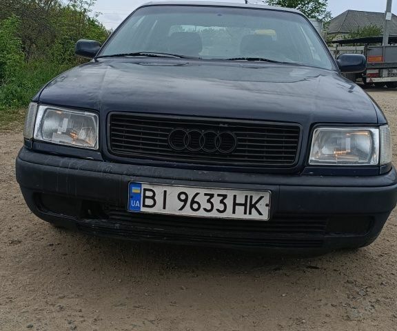Синий Ауди 100, объемом двигателя 2.8 л и пробегом 240 тыс. км за 1700 $, фото 1 на Automoto.ua