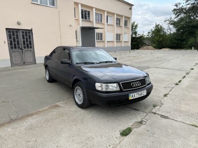 Синий Ауди 100, объемом двигателя 2.3 л и пробегом 250 тыс. км за 2181 $, фото 1 на Automoto.ua