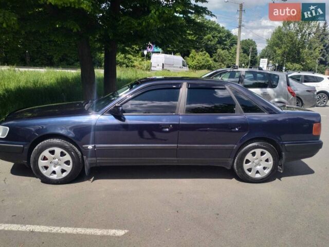 Синий Ауди 100, объемом двигателя 2 л и пробегом 350 тыс. км за 2500 $, фото 1 на Automoto.ua
