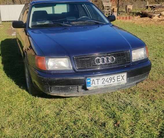 Синий Ауди 100, объемом двигателя 0 л и пробегом 458 тыс. км за 2250 $, фото 1 на Automoto.ua