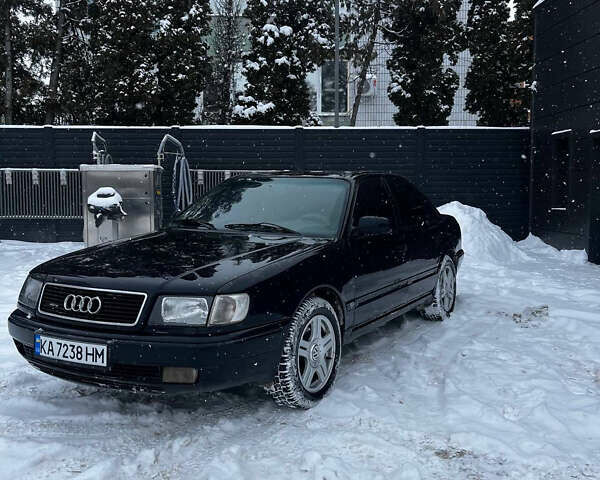 Синий Ауди 100, объемом двигателя 2.8 л и пробегом 322 тыс. км за 2350 $, фото 1 на Automoto.ua