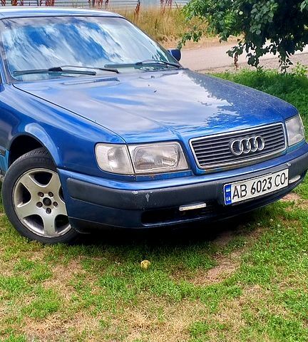 Синій Ауді 100, об'ємом двигуна 2 л та пробігом 0 тис. км за 1100 $, фото 1 на Automoto.ua