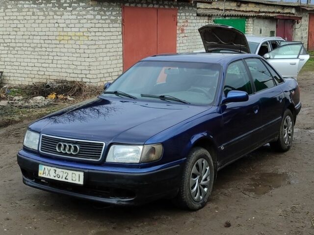 Синій Ауді 100, об'ємом двигуна 2 л та пробігом 400 тис. км за 1600 $, фото 1 на Automoto.ua