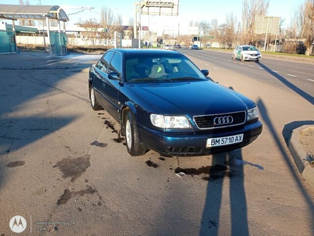 Синий Ауди 100, объемом двигателя 2.5 л и пробегом 375 тыс. км за 3700 $, фото 1 на Automoto.ua