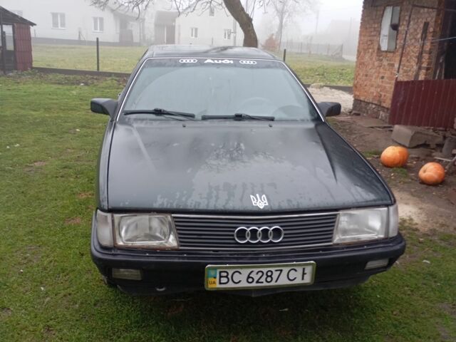 Зеленый Ауди 100, объемом двигателя 8 л и пробегом 400 тыс. км за 600 $, фото 1 на Automoto.ua