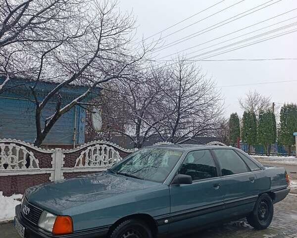 Зеленый Ауди 100, объемом двигателя 2 л и пробегом 350 тыс. км за 2350 $, фото 1 на Automoto.ua