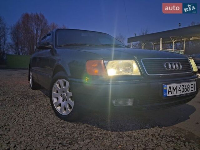 Зелений Ауді 100, об'ємом двигуна 2.6 л та пробігом 272 тис. км за 3000 $, фото 1 на Automoto.ua