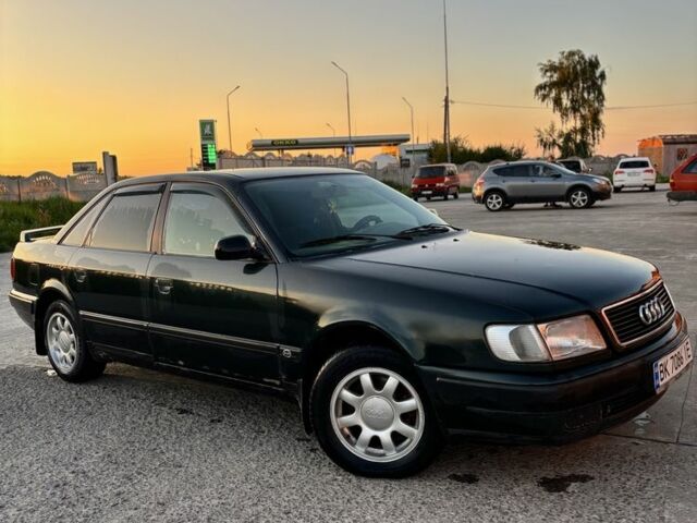 Зелений Ауді 100, об'ємом двигуна 2 л та пробігом 295 тис. км за 3390 $, фото 1 на Automoto.ua