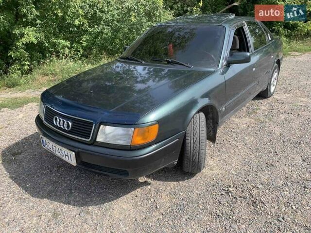 Зеленый Ауди 100, объемом двигателя 1.99 л и пробегом 451 тыс. км за 3400 $, фото 1 на Automoto.ua