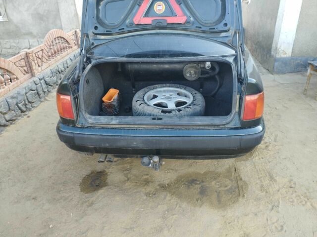 Зеленый Ауди 100, объемом двигателя 2.6 л и пробегом 125 тыс. км за 833 $, фото 1 на Automoto.ua