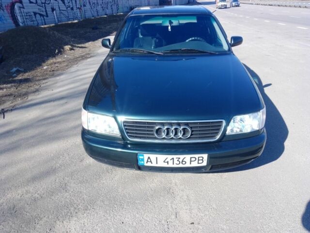 Зеленый Ауди 100, объемом двигателя 2.6 л и пробегом 336 тыс. км за 3700 $, фото 1 на Automoto.ua
