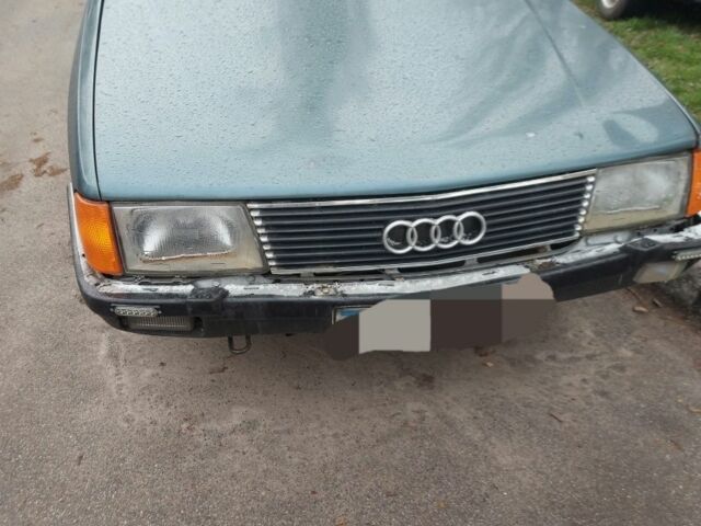 Зеленый Ауди 100, объемом двигателя 2.3 л и пробегом 350 тыс. км за 1200 $, фото 1 на Automoto.ua