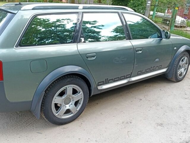 Зеленый Ауди 100, объемом двигателя 2.5 л и пробегом 400 тыс. км за 0 $, фото 1 на Automoto.ua