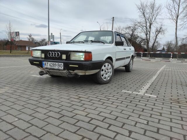 Білий Ауді 80, об'ємом двигуна 1.6 л та пробігом 385 тис. км за 600 $, фото 1 на Automoto.ua