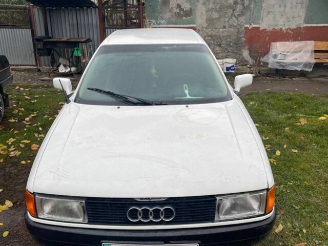 Білий Ауді 80, об'ємом двигуна 1.8 л та пробігом 300 тис. км за 802 $, фото 1 на Automoto.ua