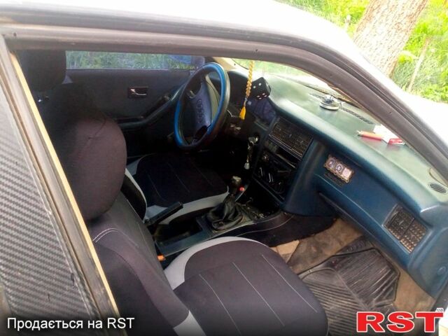 Белый Ауди 80, объемом двигателя 1.8 л и пробегом 0 тыс. км за 1350 $, фото 1 на Automoto.ua