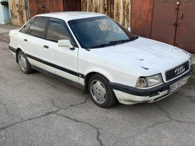 Білий Ауді 80, об'ємом двигуна 1.6 л та пробігом 150 тис. км за 723 $, фото 1 на Automoto.ua
