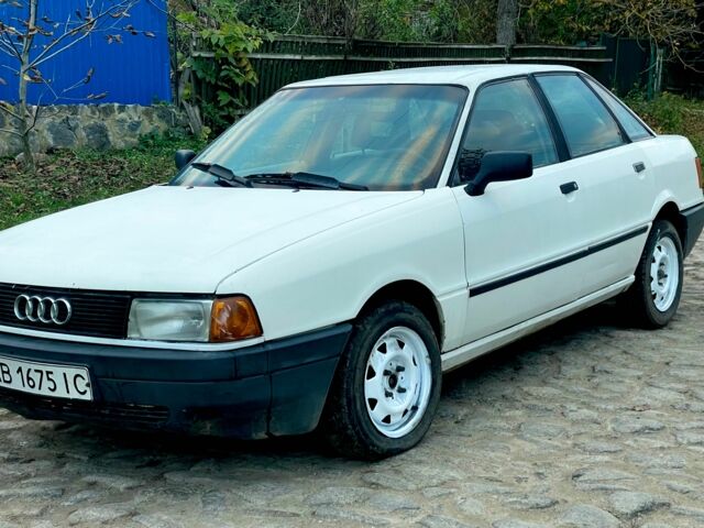 Белый Ауди 80, объемом двигателя 1.8 л и пробегом 600 тыс. км за 1050 $, фото 1 на Automoto.ua