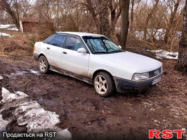 Белый Ауди 80, объемом двигателя 1.8 л и пробегом 450 тыс. км за 1499 $, фото 1 на Automoto.ua
