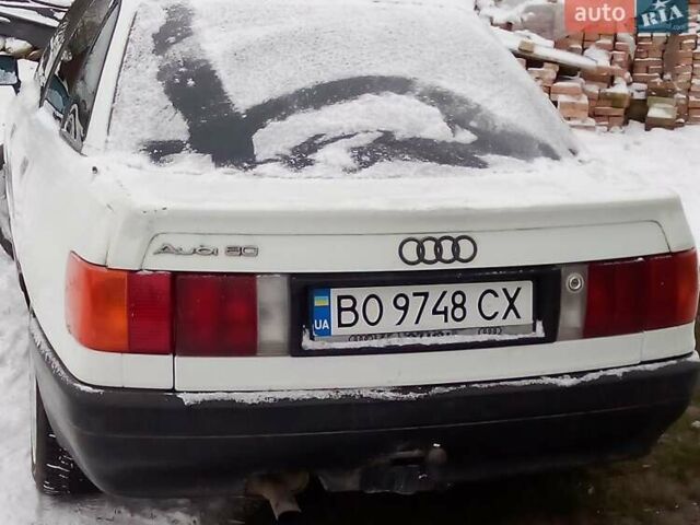 Белый Ауди 80, объемом двигателя 1.78 л и пробегом 300 тыс. км за 600 $, фото 1 на Automoto.ua