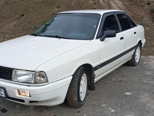 Белый Ауди 80, объемом двигателя 1.8 л и пробегом 291 тыс. км за 2250 $, фото 1 на Automoto.ua