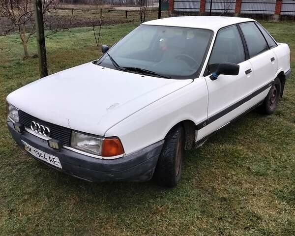 Білий Ауді 80, об'ємом двигуна 1.6 л та пробігом 400 тис. км за 650 $, фото 1 на Automoto.ua