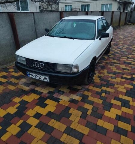 Білий Ауді 80, об'ємом двигуна 1.8 л та пробігом 200 тис. км за 1400 $, фото 1 на Automoto.ua
