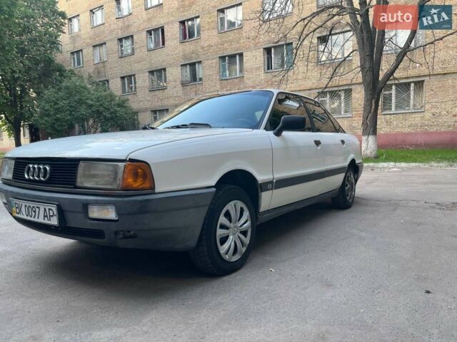 Білий Ауді 80, об'ємом двигуна 1.8 л та пробігом 350 тис. км за 1400 $, фото 1 на Automoto.ua