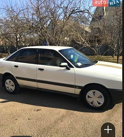 Білий Ауді 80, об'ємом двигуна 1.6 л та пробігом 470 тис. км за 2200 $, фото 1 на Automoto.ua